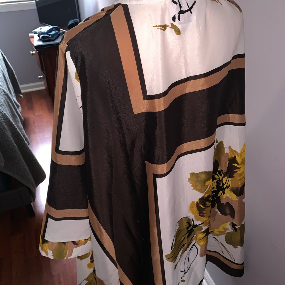 Kimono - Picture 3 of 3